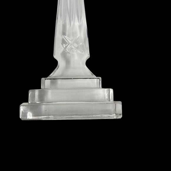 Towle 24% Lead Crystal Standing Cross 9" Tall Hand Cut Made in Poland CHIP - Picture 5 of 16